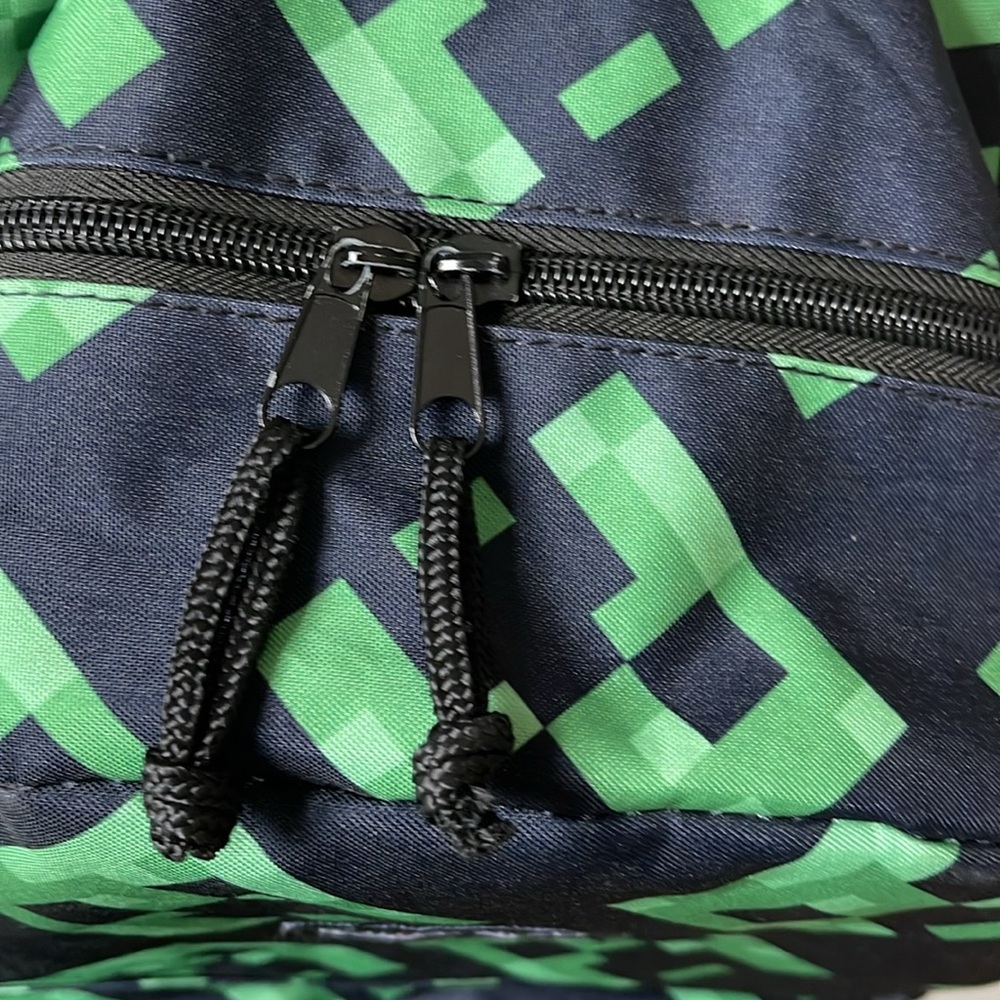 Minecraft backpack - Picture 6 of 13